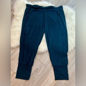 SWEATY BETTY | Heather Navy Cropped Ultra Soft Sweat Pant Joggers (L)